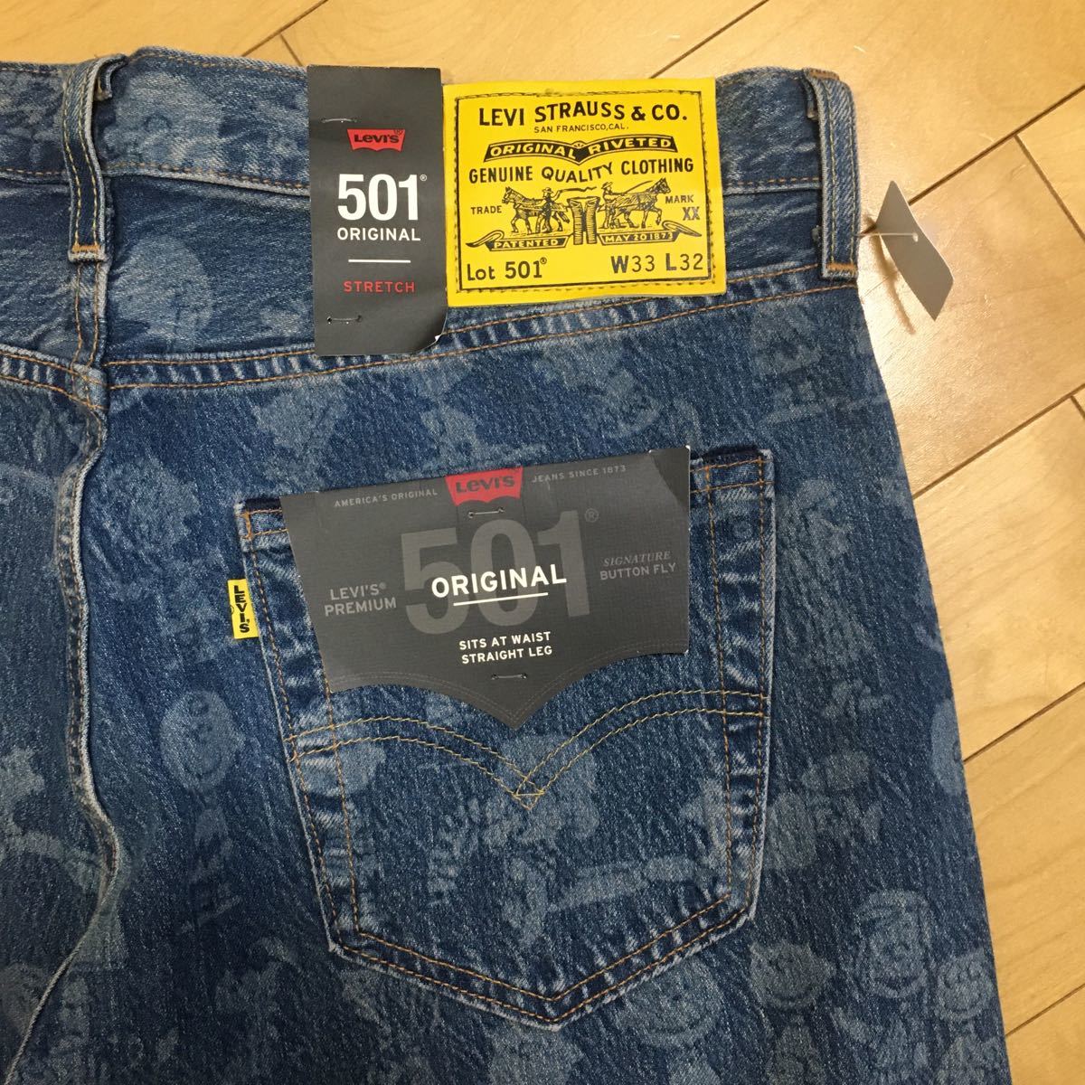 0 スヌーピー リーバイス LEVIS SNOOPYコラボ Peanuts W33 リーバイス×スヌーピー - W33L32 ストレートデニム bigE 工場 直営 店 リーバイスxピーナッツ第2弾、スヌーピーを描いた501やデニム