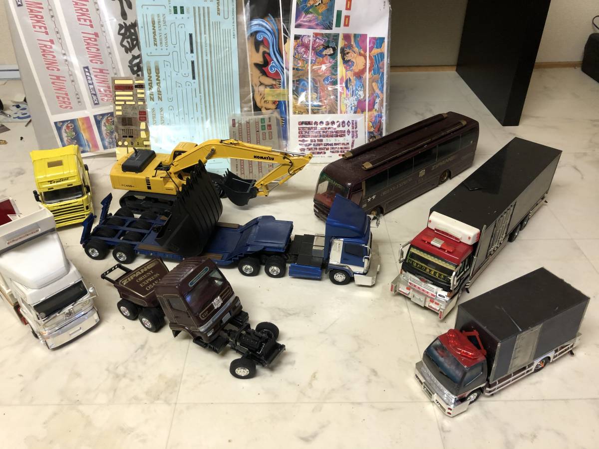 1/32デコトラ プラモデル ジャンク品 1円スタートの入札履歴 - 入札者 