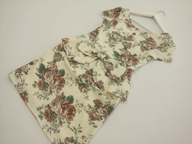 ピンキーガールズ Pinky Girls ひざ丈 半袖 ストレッチ愛されワンピース M クラシカルなくすみ系ローズ リボン 後ろ姿も可愛く ワンピース 売買されたオークション情報 Yahooの商品情報をアーカイブ公開 オークファン Aucfan Com