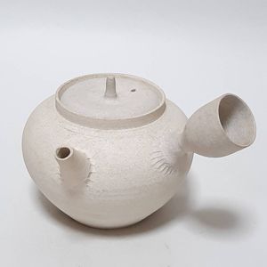 白泥 急須のYahoo!オークション(旧ヤフオク!)の相場・価格を見る