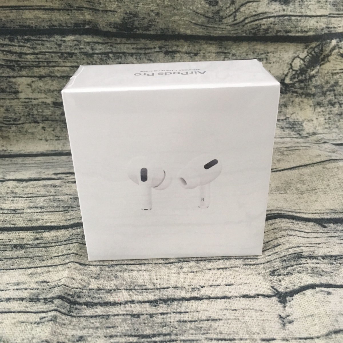 ★Apple AirPods Pro 新品 未開封 正規品_1