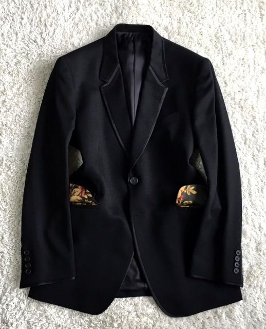Paul Smith Black 大きいサイズ 裏地 花柄 テーラードジャケット 花柄裏地】 Paul Smith ポールスミス スーツ セットアップ ストライプ