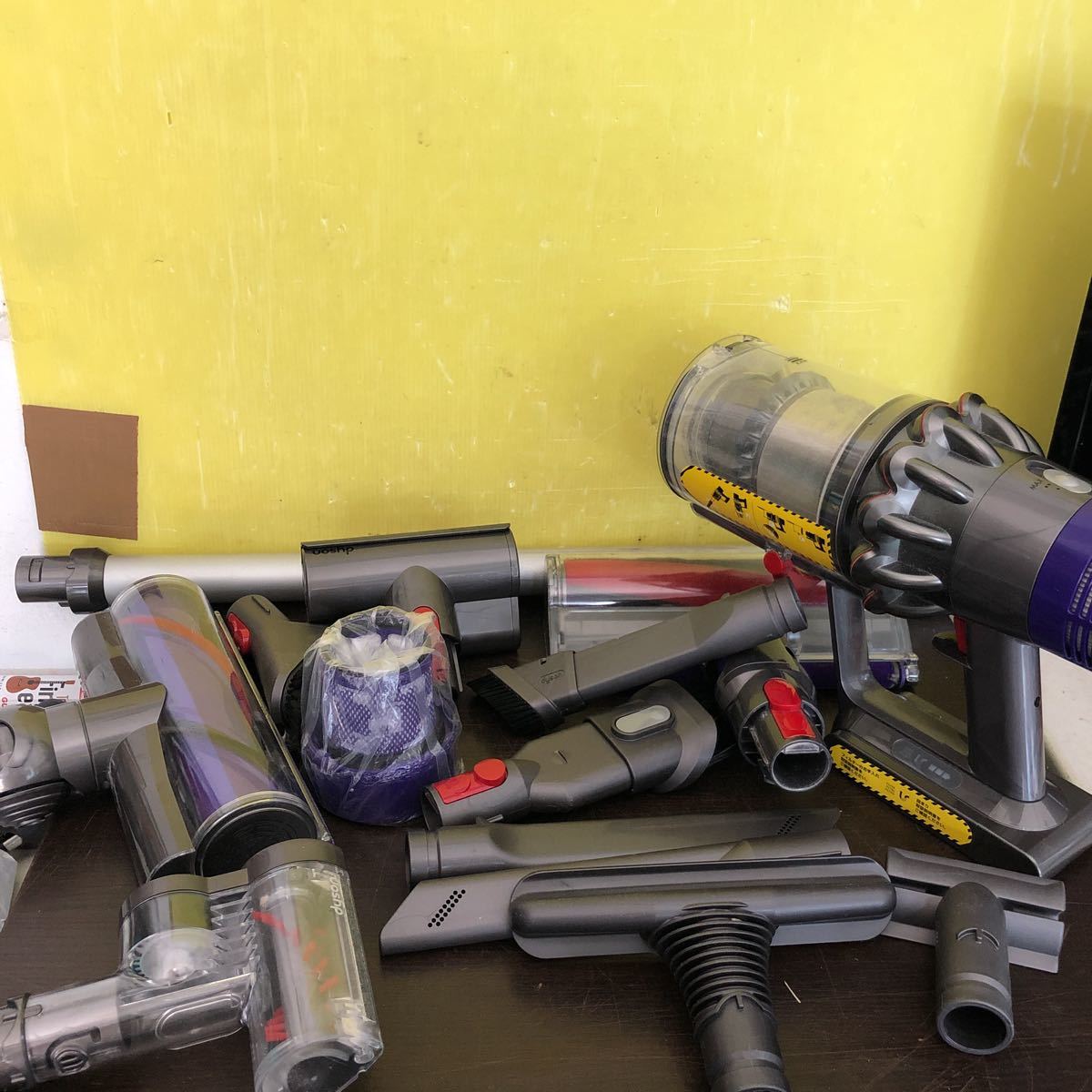 ダイソン 掃除機 コードレス掃除機 Dyson コードレス サイクロン式 