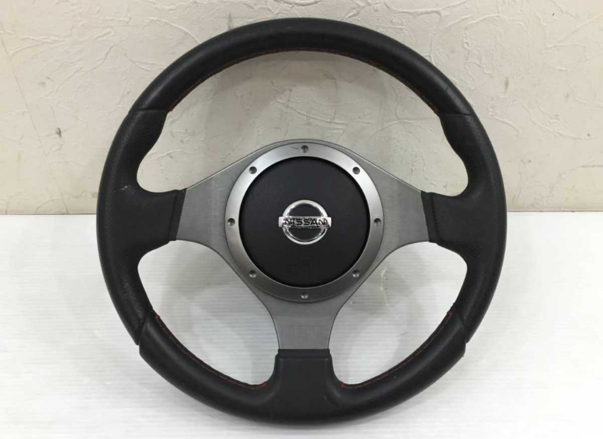日産 フェアレディz Z33 Momo モモ レザー ステアリング 日産 純正 オプション エアバッグ ステアリング ハンドル本体 売買されたオークション情報 Yahooの商品情報をアーカイブ公開 オークファン Aucfan Com