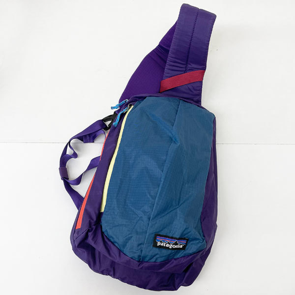 patagonia/パタゴニア　折りたためるボディバッグ　Ultralight Black Hole Sling　パープル×ブルー　未使用・タグ付き　【59985-1】