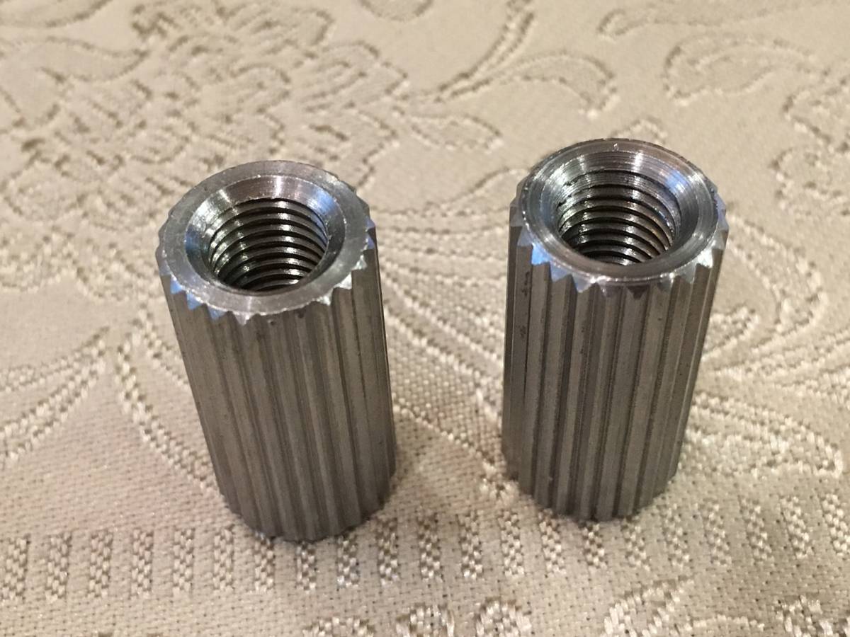Tailpiece Vintage Studs from Guitar Stops ヴィンテージ・DMC