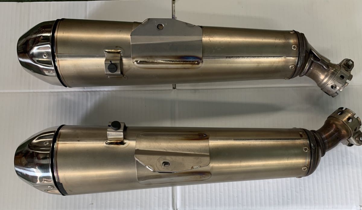 MT01 純正サイレンサー　左右セット ヤマハ 左右 サイレンサーマフラー MT-01 5YU - 純正 | バイク 中古