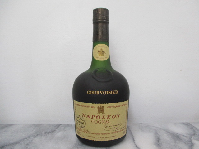 Q366☆古酒☆1000円～☆未開栓☆箱付☆COURVOISIER クルボアジェ