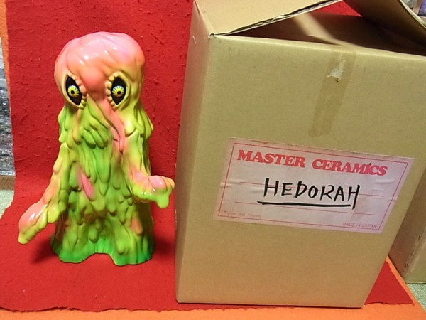 ヘドラ CERAMICS MASTER Hedorah メルカリ 置物 - Master 陶器製(黒⁄紫