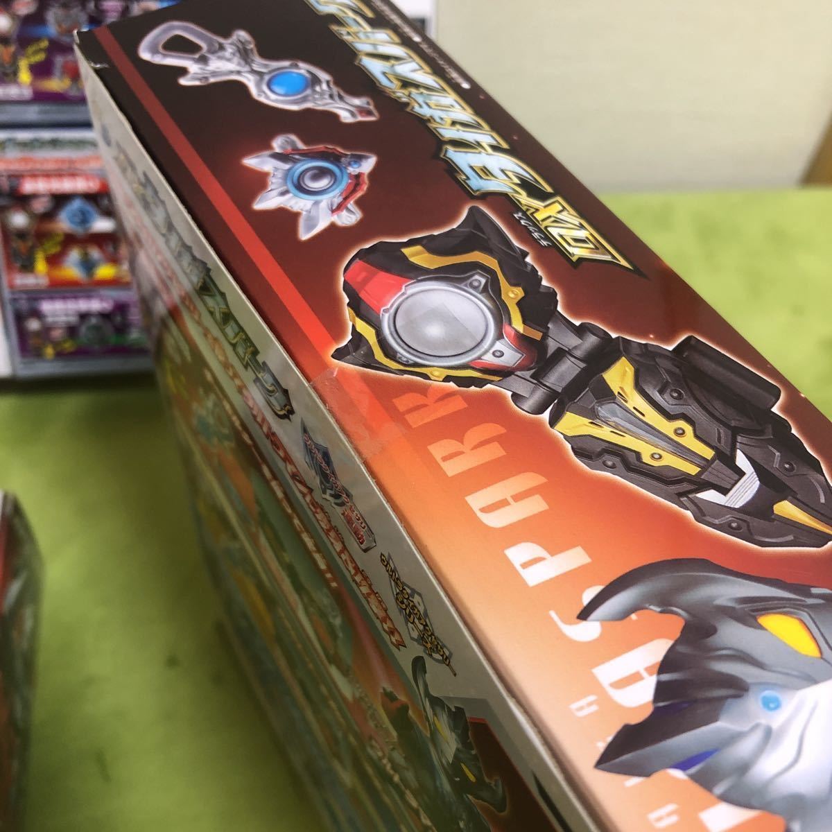 新品未開封 ウルトラマンタイガ スパーク セット 新品未開封 DX