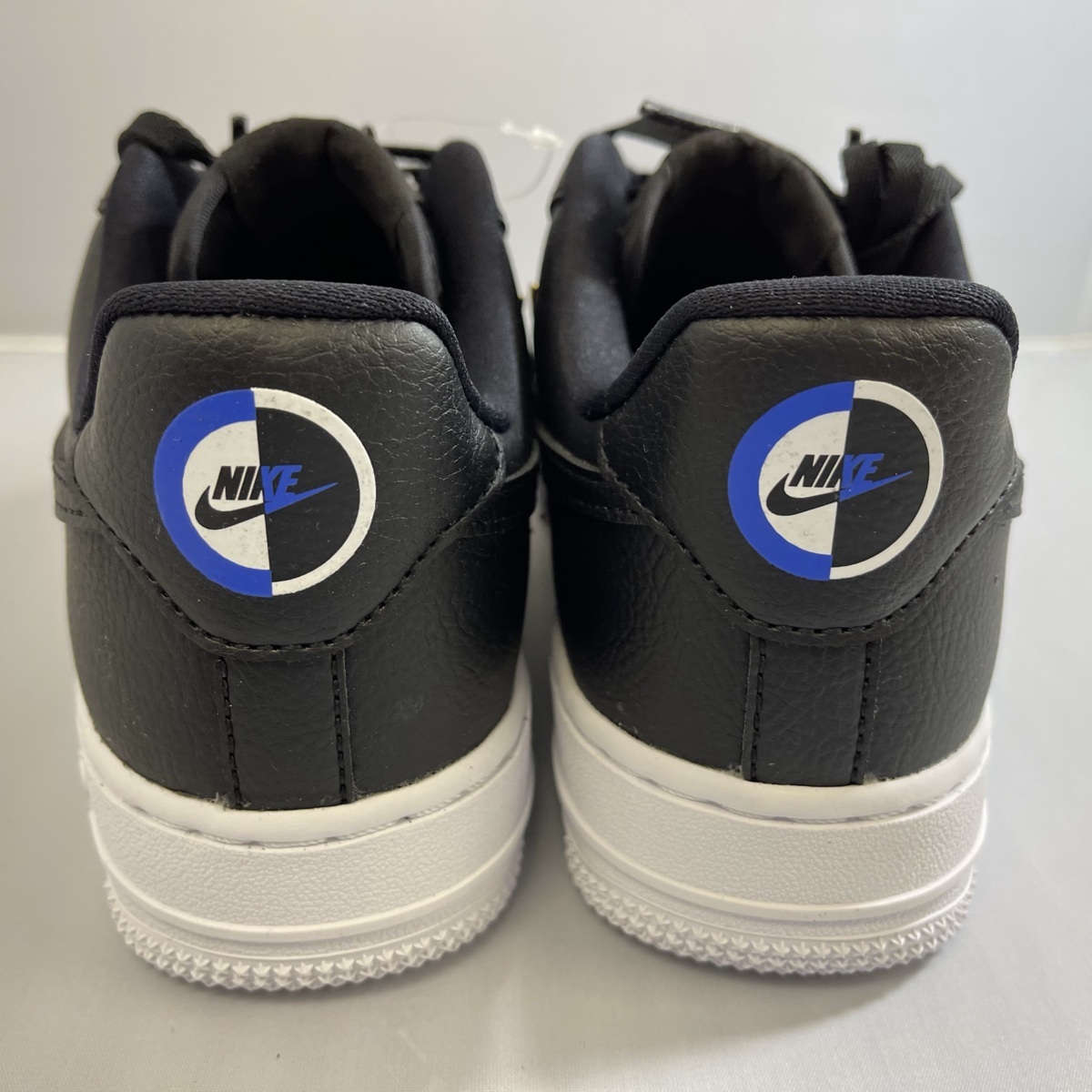 未使用 NIKE AIR FORCE 1 '07LX 22.5cm CT1990-001 ナイキ エアーフォースワン ブラック スニーカー ローカット シューズ タグ 箱付