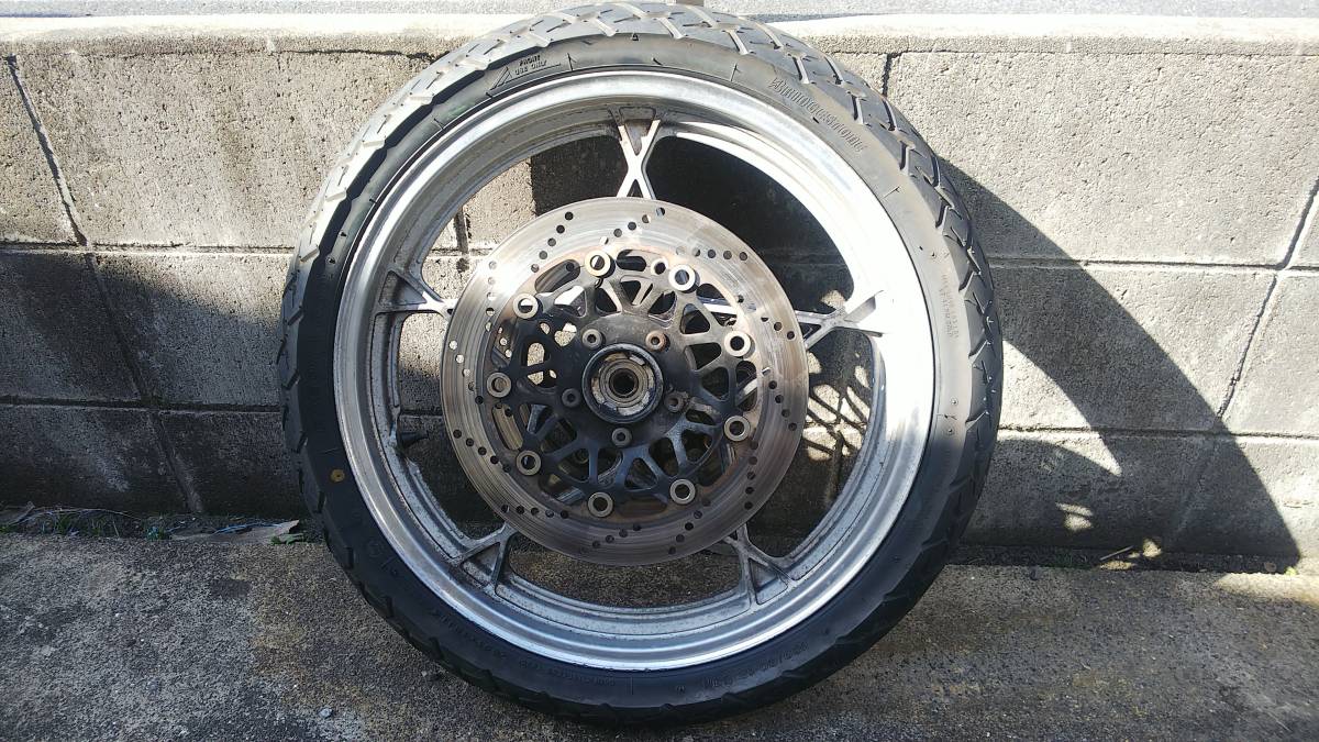 スズキ　純正　GSX400S　カタナ　純正フロントホイール　タイヤ付き　ジャンク