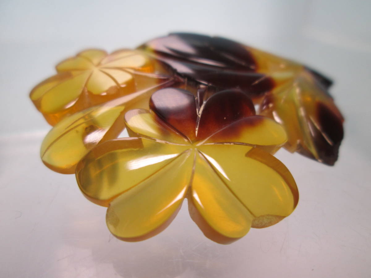 本鼈甲 ブローチ 花 ☆本鼈甲 花のデザインブローチ