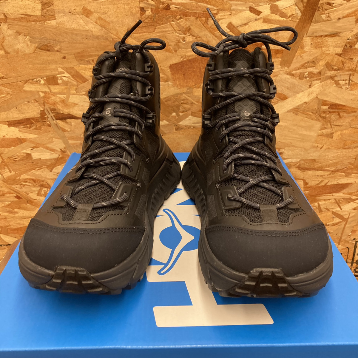 ☆ホカオネオネ HOKA ONEONE M TENNINE HIKE GTX 113510/BDGGR 27.0cm