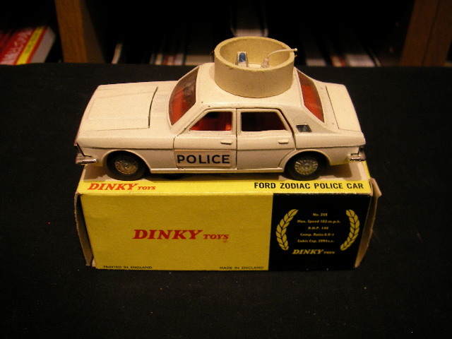 Dinky Zodiac Ford TOYS DINKY Cars ディンキー DINKY TOYS 255 Ford