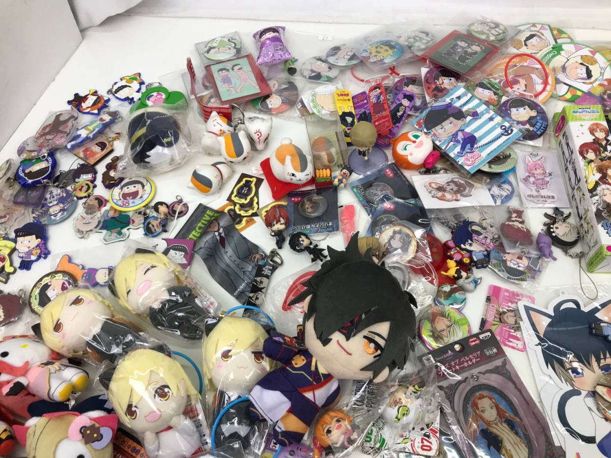 色々なアニメグッズ 大量 詰め合わせ A3 テイルズ おそ松さん あんスタ 他 缶バッジ ラバスト ぬいぐるみなど 品 コミック アニメグッズ 売買されたオークション情報 Yahooの商品情報をアーカイブ公開 オークファン Aucfan Com