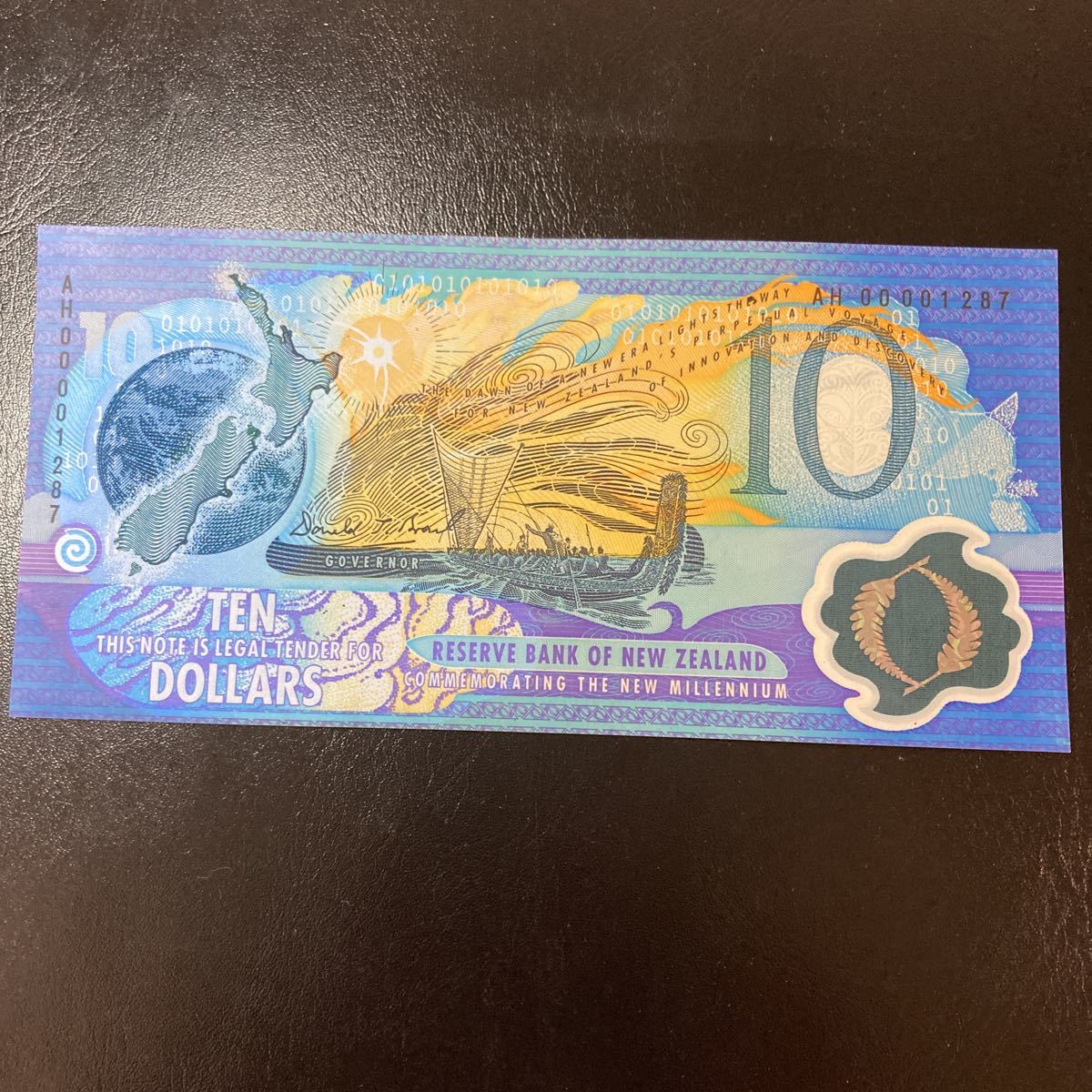 2000年 ミレニアム記念 準未使用+ ニュージーランド ポリマー10 New