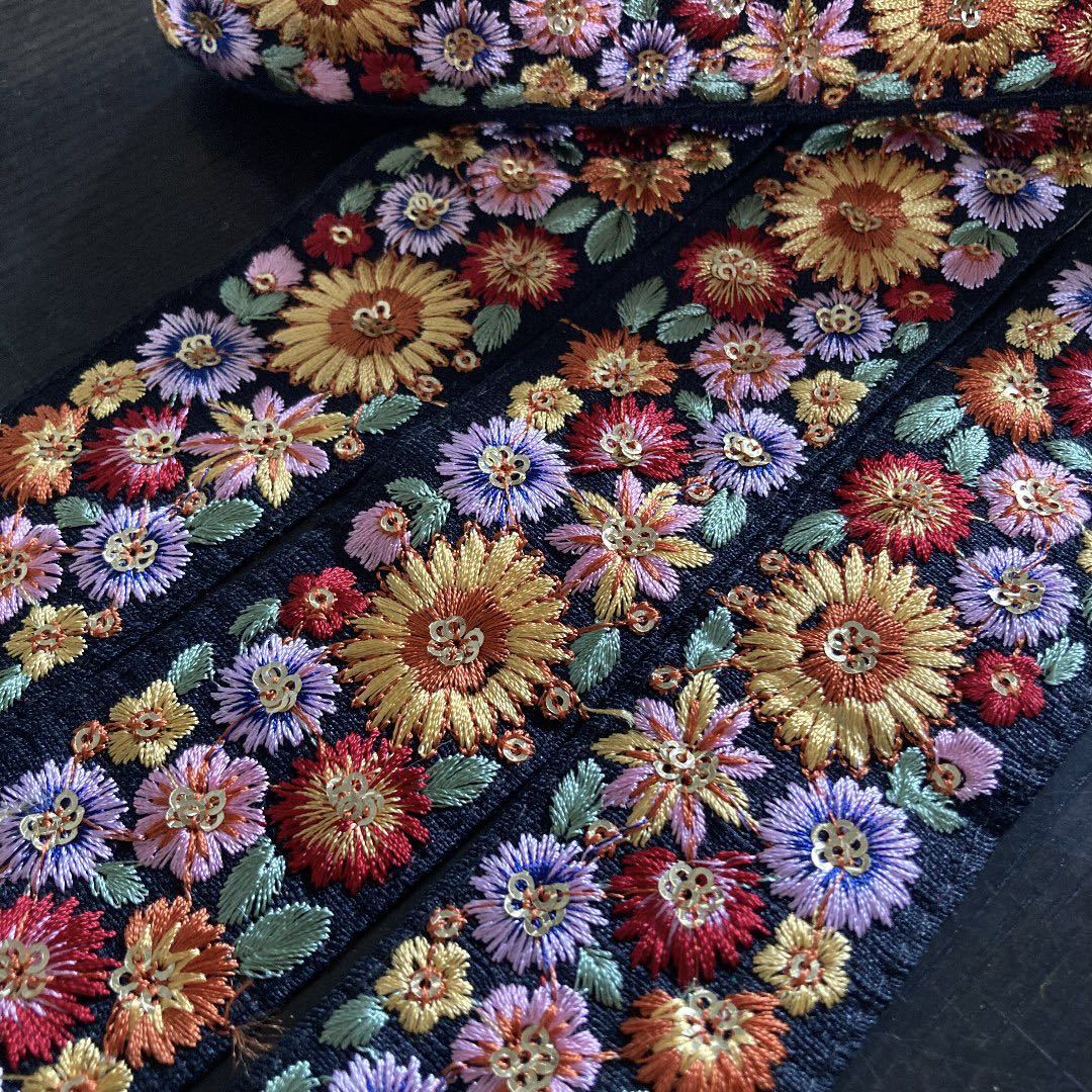 インド刺繍リボン チロリアンテープ ひまわり花 パーツ シルク100% 帯  