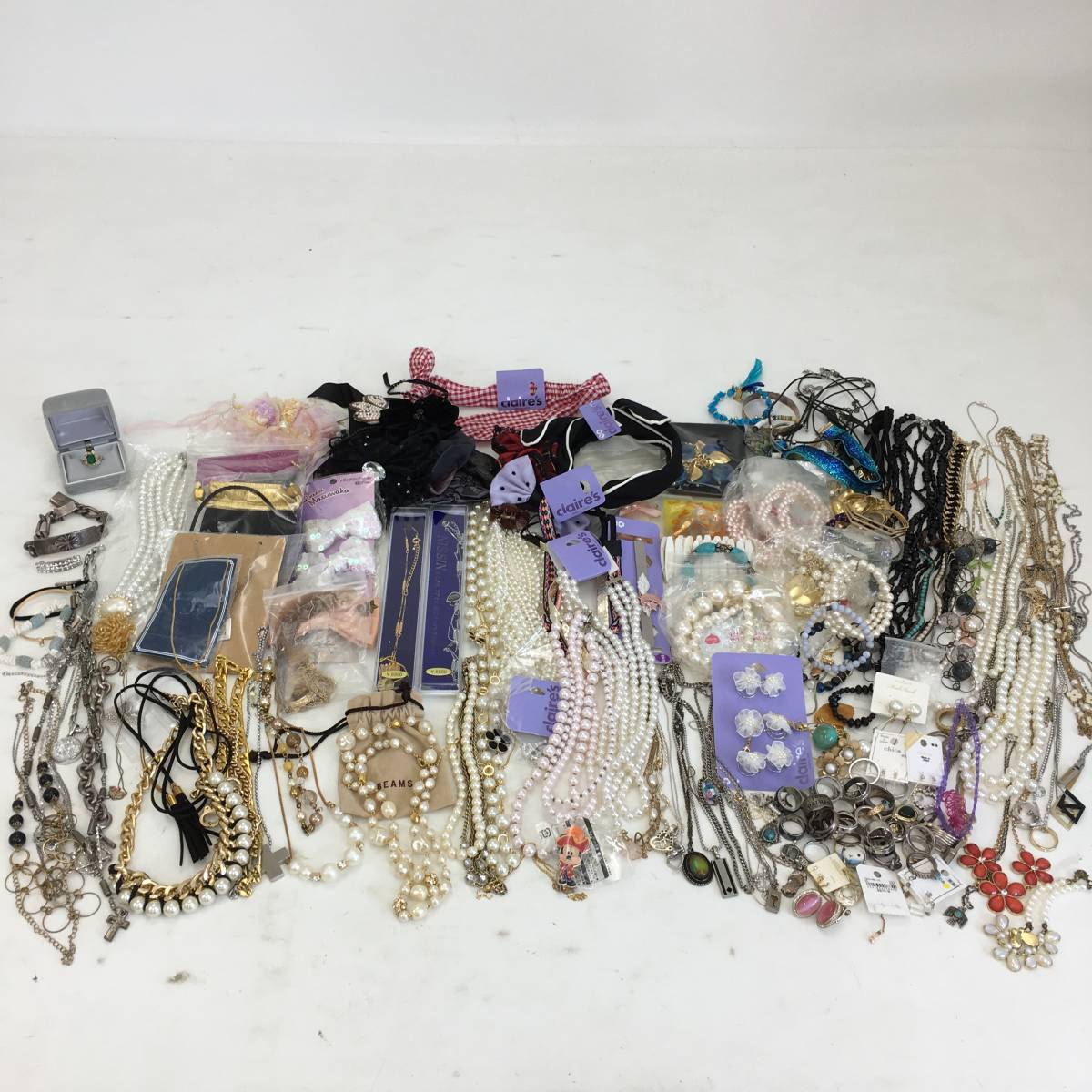 1円～レディースアクセサリー 大量 まとめ ネックレス・イヤリング