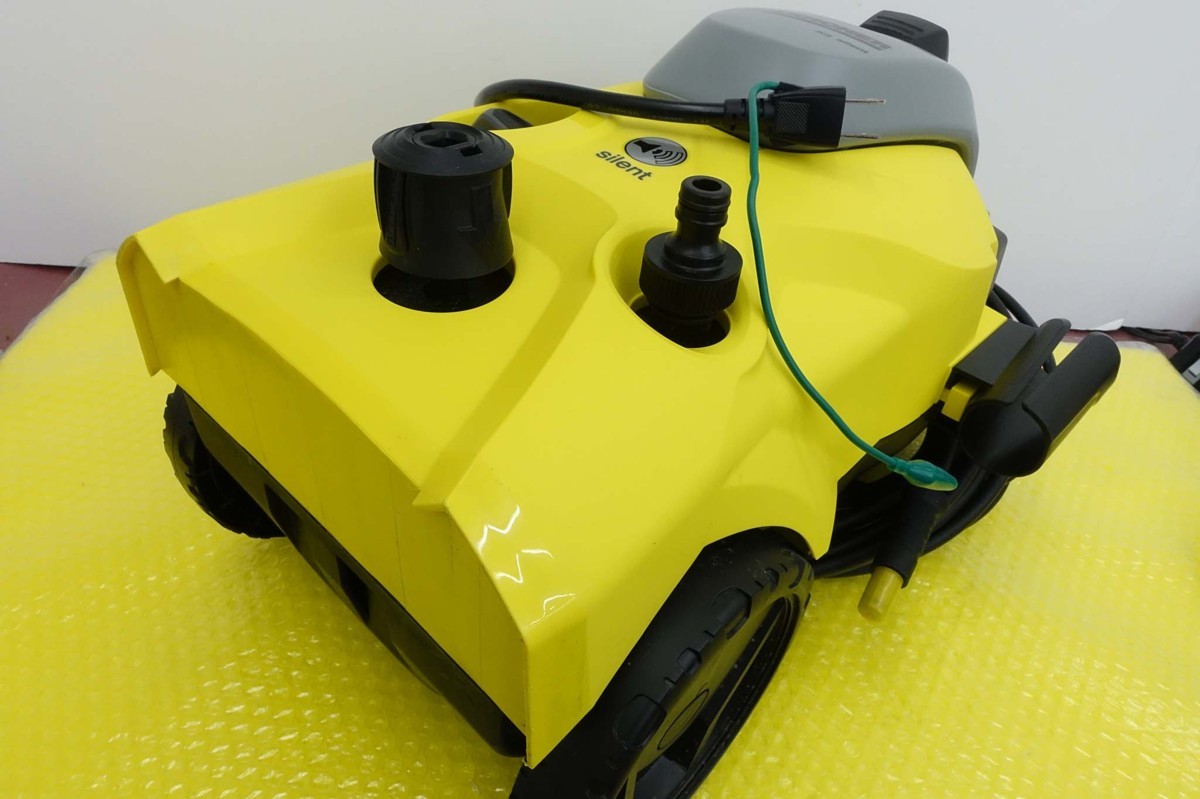 ●ケルヒャーK3サイレント　ベランダ K3サイレントベランダ【ケルヒャー】高圧洗浄機 2～3回使用の 美品