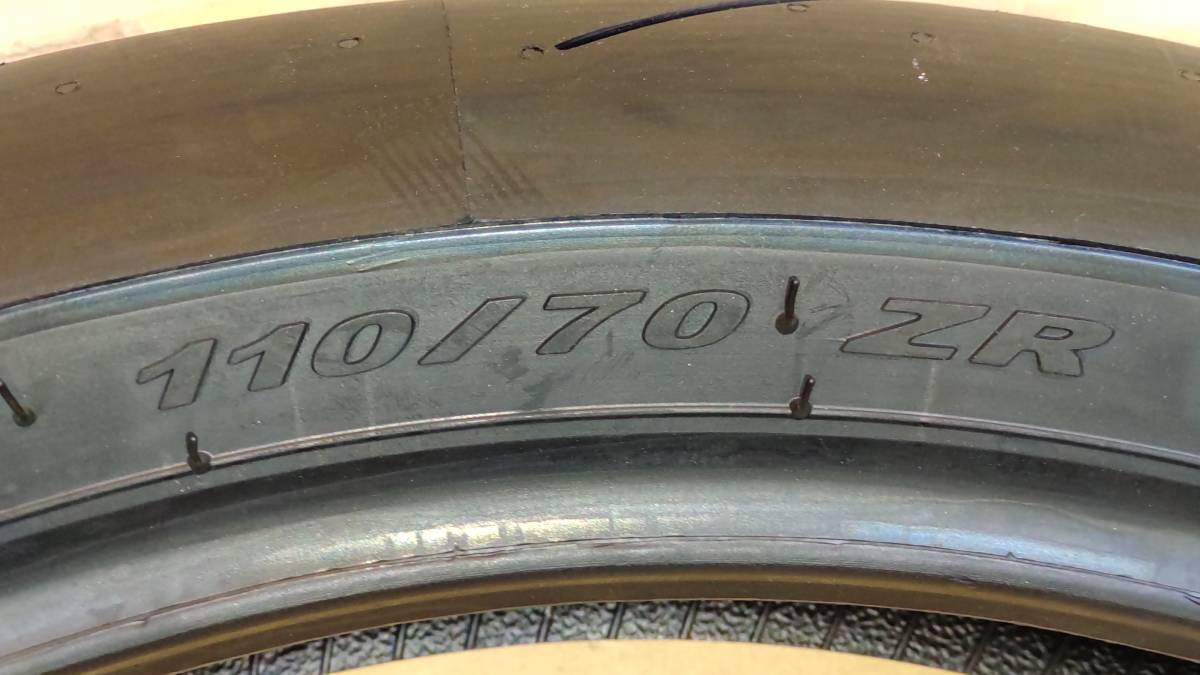 ピレリ スーパーコルサ SC1 ディアブロ V4 110⁄70ZR17 前後セット 140