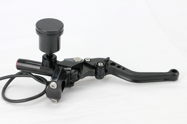 而今　1.8ml 2本セット 新作入荷，高品質 削り出し 黒 ブレーキマスターシリンダー右 T-MAX