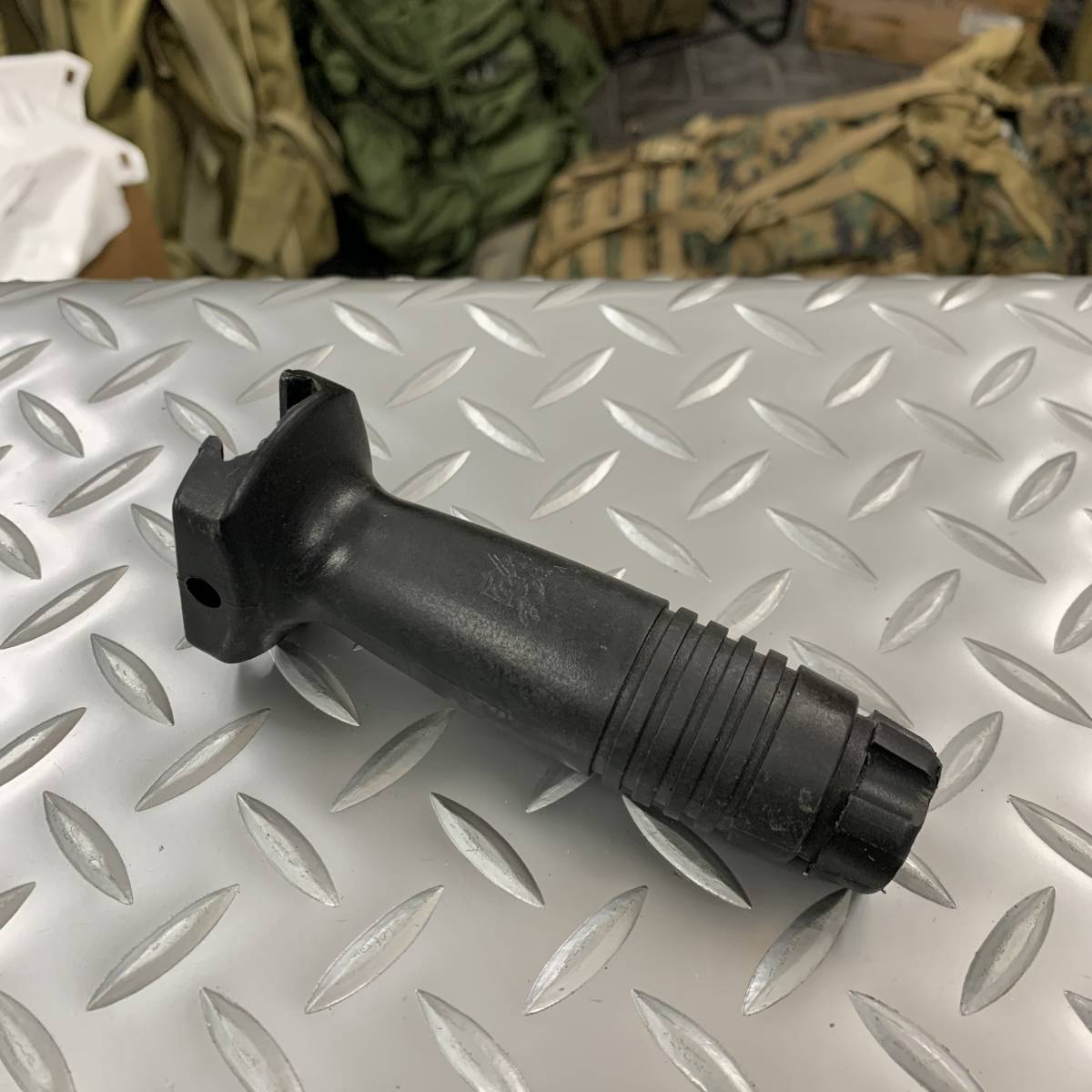 米軍実物 Knight's Amament KAC ナイツ フォアグリップ 陸軍 米軍実物