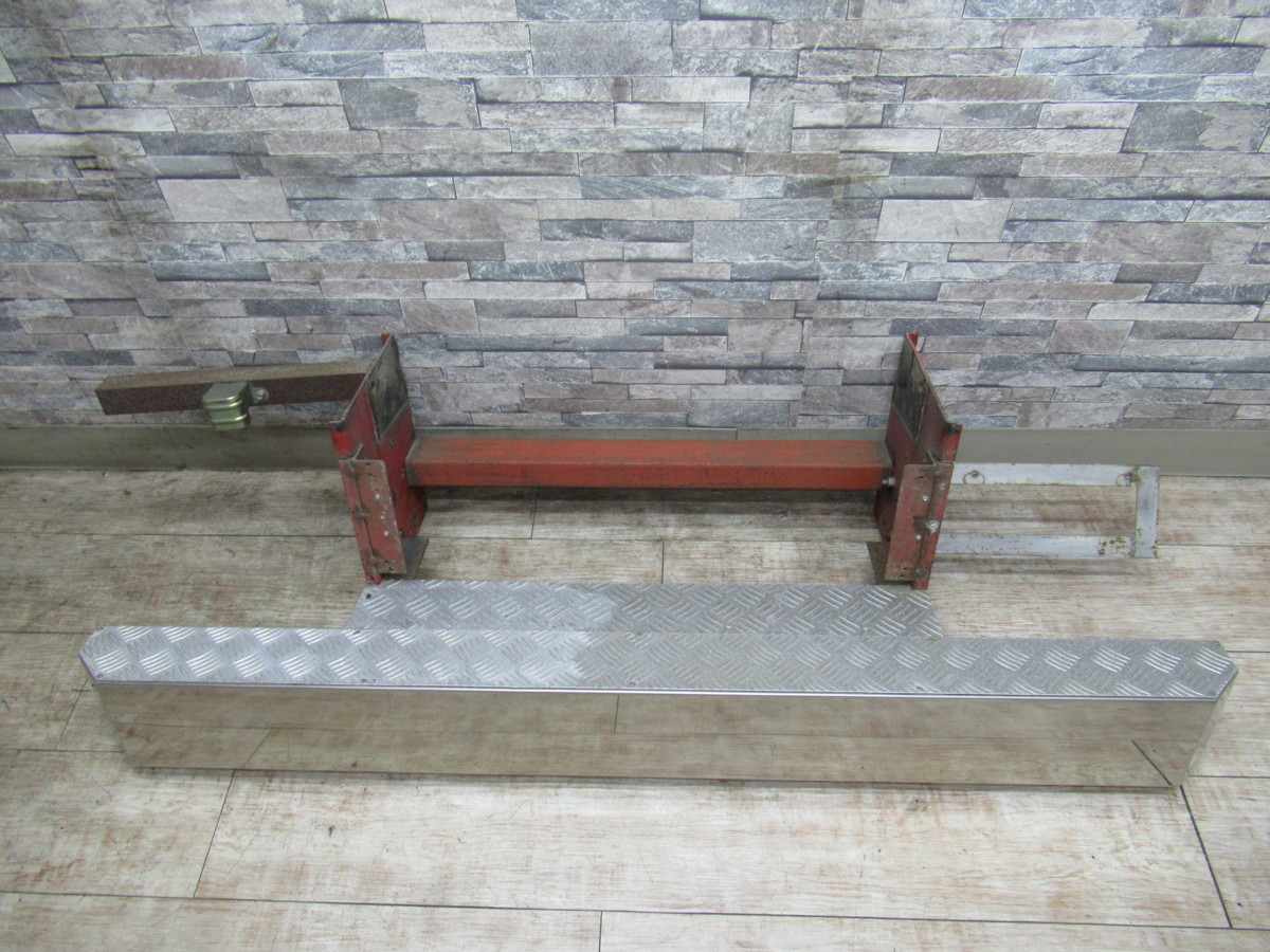 いすゞ エルフ Kk Nkr66eav リアバンパー ステンレス アルミ縞板 R9 69 送料ｌサイズ トラック ダンプ 売買されたオークション情報 Yahooの商品情報をアーカイブ公開 オークファン Aucfan Com