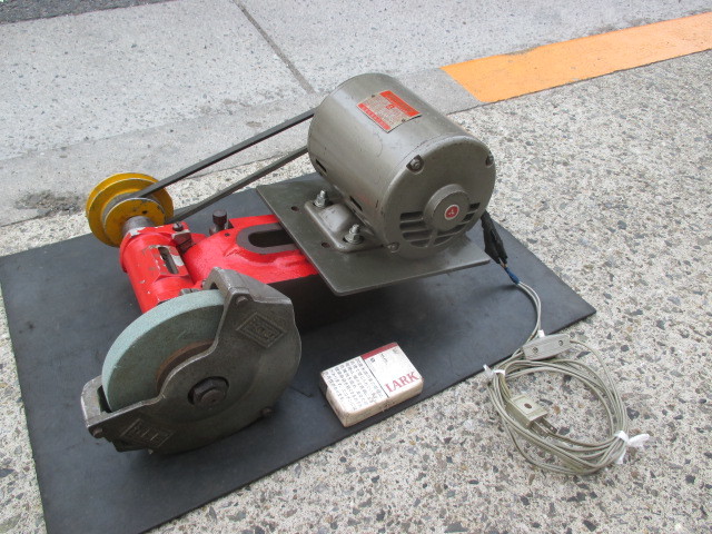 100%新品，限定セール ｑ372 ヨコヰ式電動萬能精密研磨機 100Ｖ200ｗ(グラインダー一般)｜売買されたオークション情報、yahooの商品情報をアーカイブ公開 - オークファン グラインダー一般