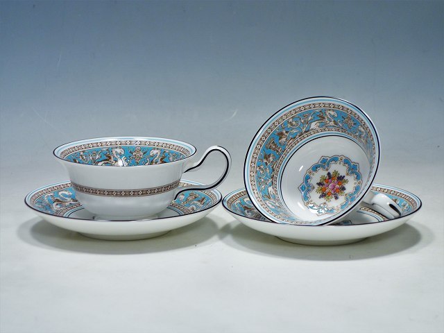 【大人気，限定セール】 1805061 WEDGWOOD ウェッジウッド フロレンティーンターコイズ ティーカップ＆ソーサー 2客 ペア ピオニー(ウェッジウッド)｜売買されたオークション情報、yahooの商品情報をアーカイブ公開 - オ ウェッジウッド