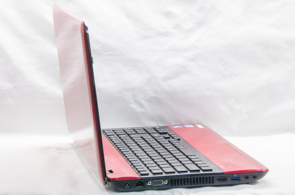 LaVie S NEC PC-LS550MSR-Y LS550⁄MSR 中古NEC : 価格比較 [ルミナス