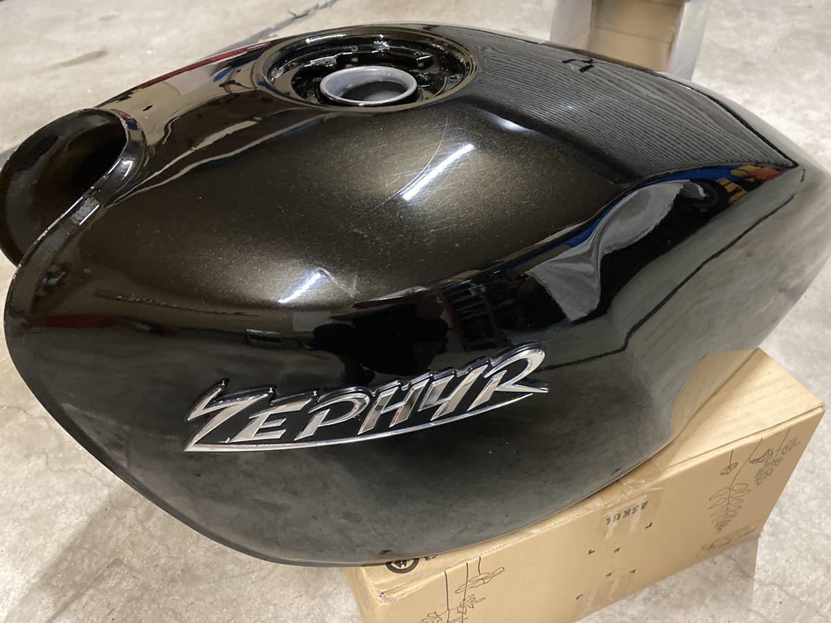 ゼファー 400 χ Kai 純正 タンク ゼファー400 純正タンク 純正 χ 燃料