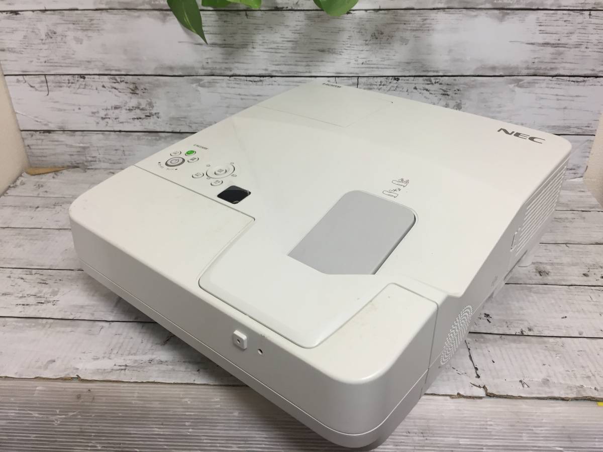検品済み】NEC 超短焦点プロジェクター NP-UM330WJL-N3 使用247時間