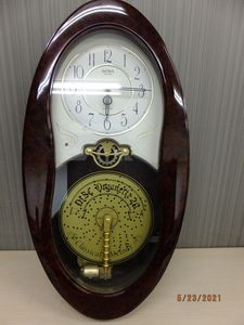 small world 時計のYahoo!オークション(旧ヤフオク!)の相場・価格を