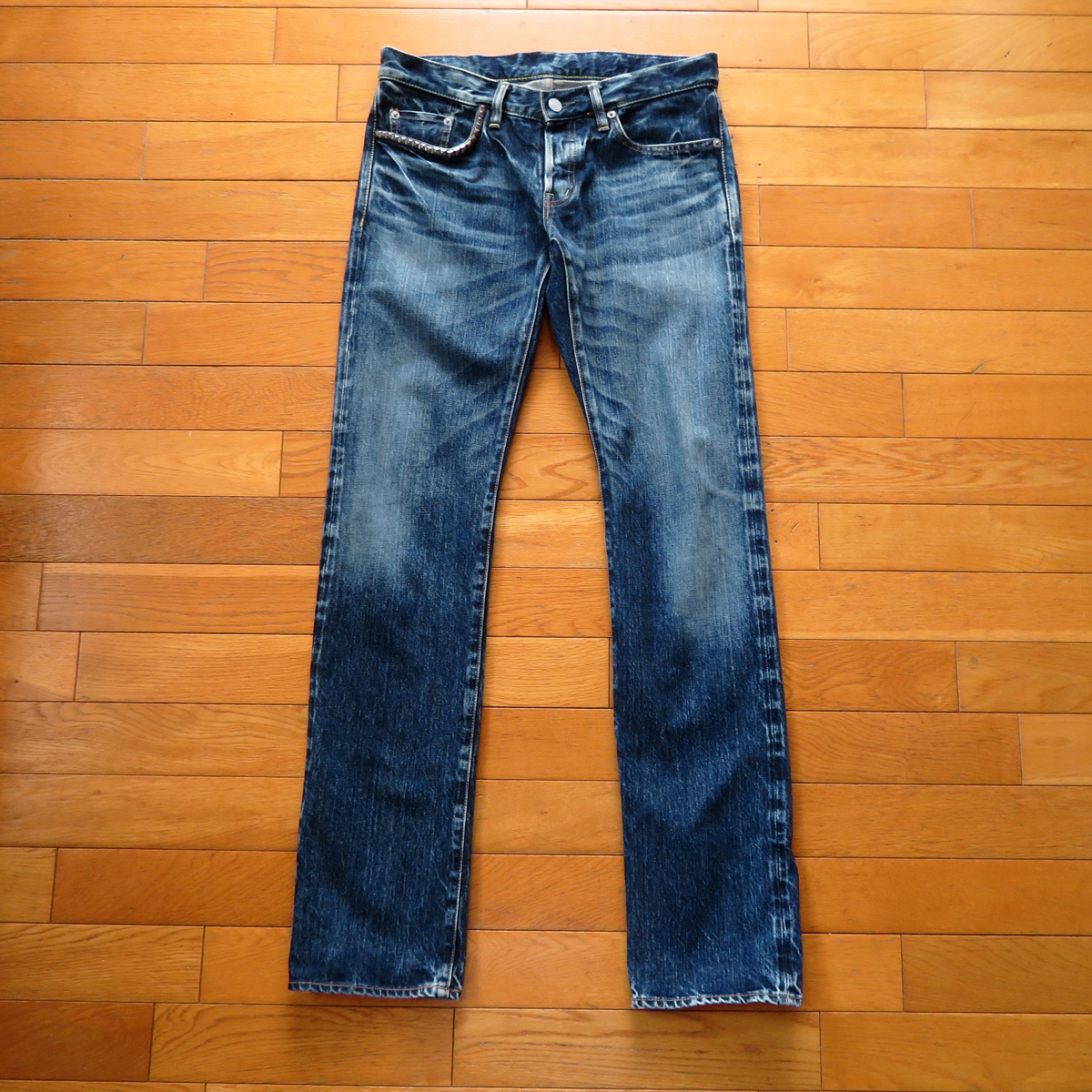 ヒステリック GLAMOUR スタッド-stud スリムまともデニム W30 HYSTERIC