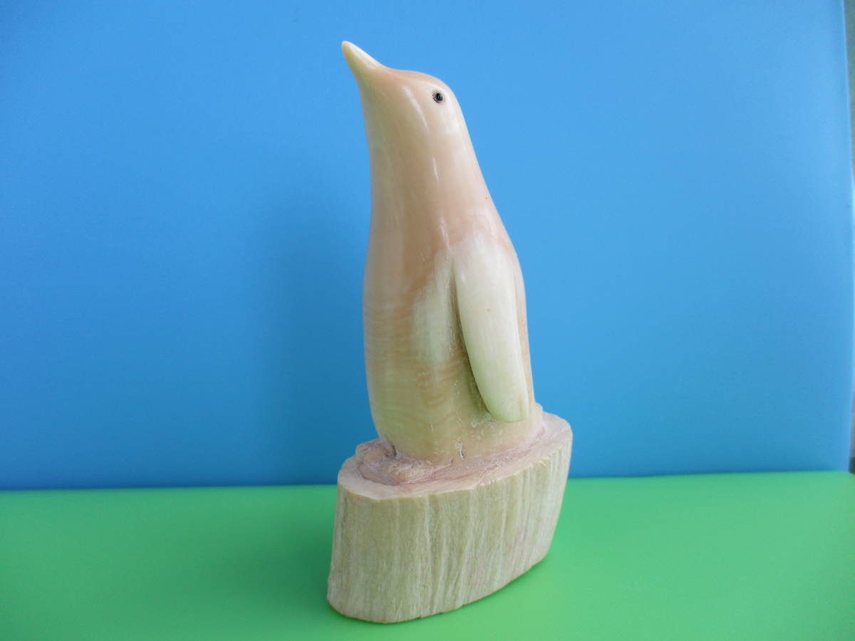 鯨の歯　ペンギン　置物 Kaysun General Trading LLC.