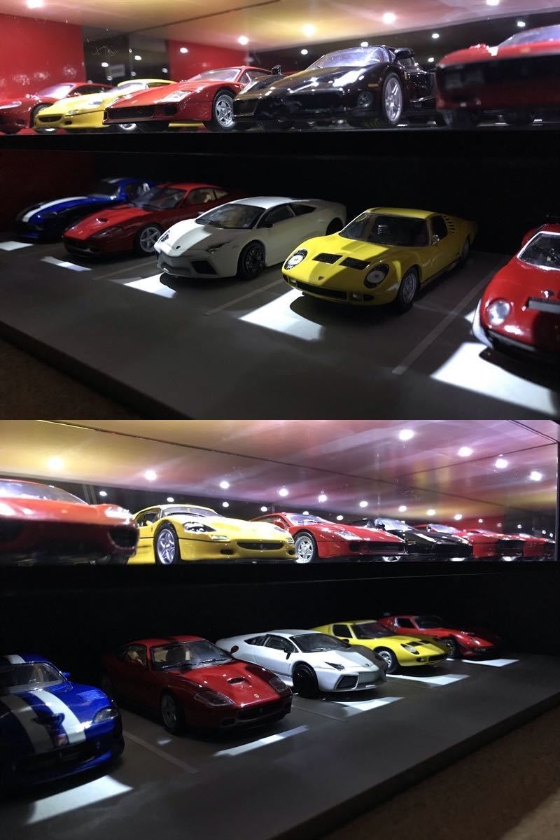 ミニカー専用ジオラマ：1/43 カーディーラーⅠ（光沢レッド＆カーボン