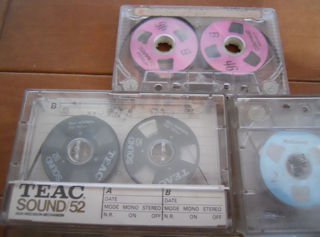TEAC 注意深く NORMAL カセットテープ SOUND52 中古