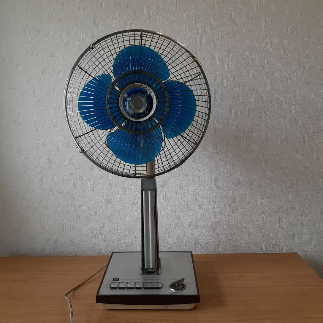 東芝 CRYSTAL ZEPHYR SF - 30G ／ 扇風機 ／ 昭和 レトロ アンティーク