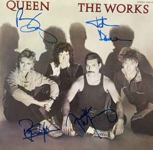 Queen サインのYahoo!オークション(旧ヤフオク!)の相場・価格を見る