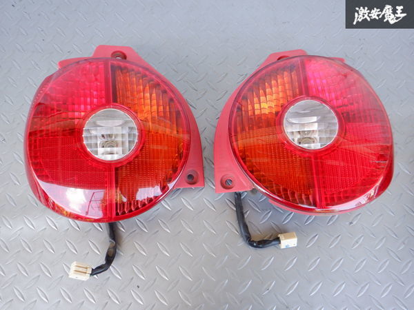 ダイハツ純正 L550S L560S ムーブラテ ムーヴラテ 前期 テールライト 
