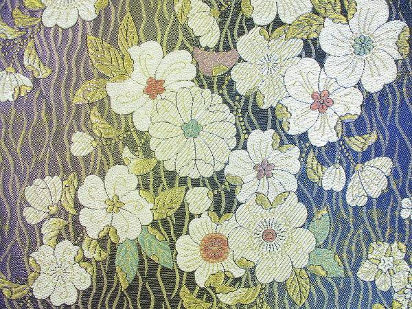 着物ふぁんた◇金糸　ラメ糸　暈し　花尽くし文様　小花散し　よろけ縞　美品　六通袋帯　 u1308 袋帯 金糸 振袖 金糸銀糸 四季花紋」六通柄 日本製