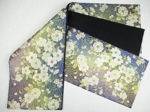 着物ふぁんた◇金糸　ラメ糸　暈し　花尽くし文様　小花散し　よろけ縞　美品　六通袋帯　 u1308 袋帯 金糸 振袖 金糸銀糸 四季花紋」六通柄 日本製