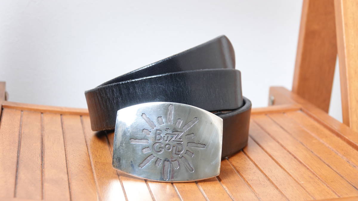 ★BUZZGOLDバズゴールド シルバー950製バックル極厚レザーベルト　　古着ユーズド男性メンズ中古黒ブラックハンドメイドビーズ屋公ちゃんML