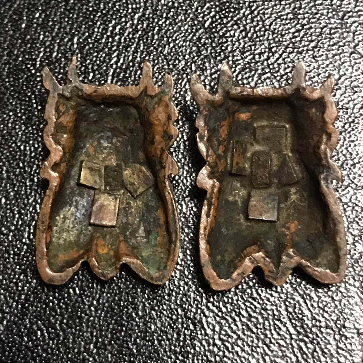 ☆時代 /刀剣小道具/刀装具/武具！虫 蝉(セミ)目貫！☆鍔/目貫/縁頭