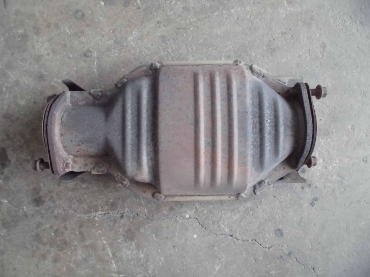 ER34 スカイライン 触媒 キャタライザー 25GTターボ 純正触媒 前期 2