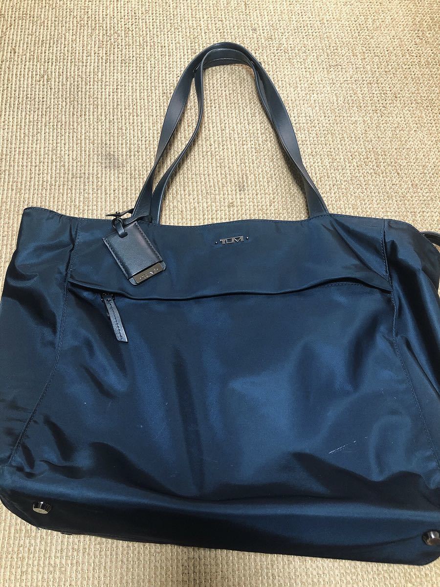 TUMI トートバッグ ネイビー レザー×ナイロン A4収納可能 ビジネス