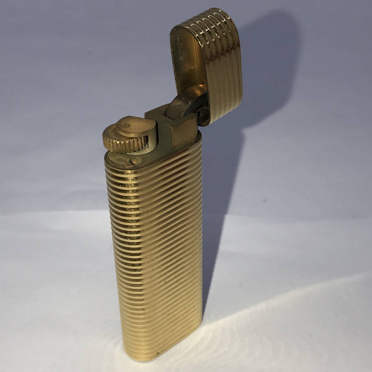 955683】喫煙具 Cartier カルティエ ガスライター ジャンク品 やや傷 