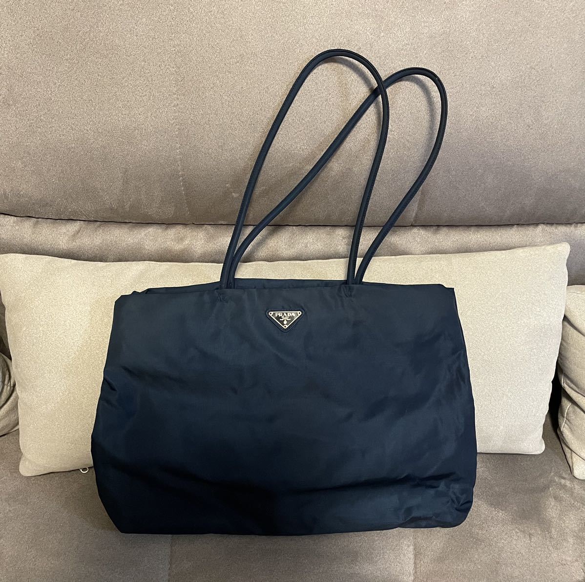 PRADA プラダ ハンドバッグ トートバッグ ナイロン ブラックカラー