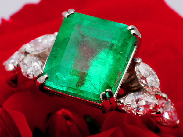 [初売り1円]236万『超大粒濃厚な逸品2.532ct』エメラルドリング!
